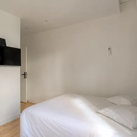 Apartment Le Hamburg - De L'olivier Loyettes
